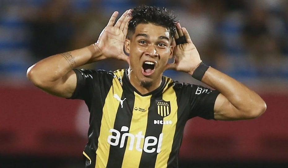 Matias Arezo en Peñarol