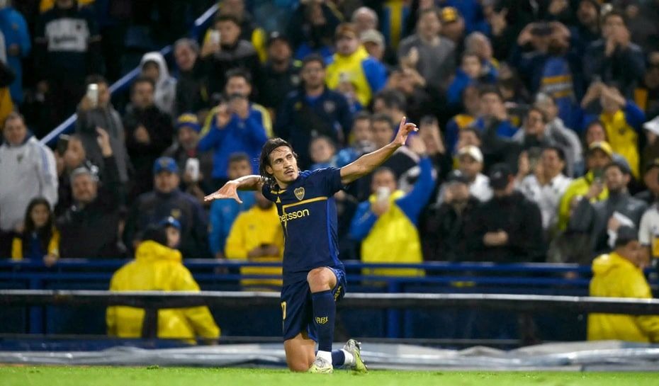 Gol de Cavani en Boca
