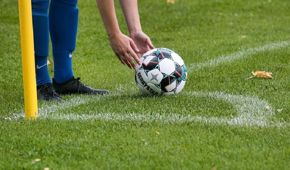 Corner en el fútbol