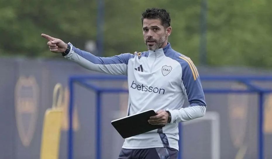 Fernando Gago en la práctica de Boca