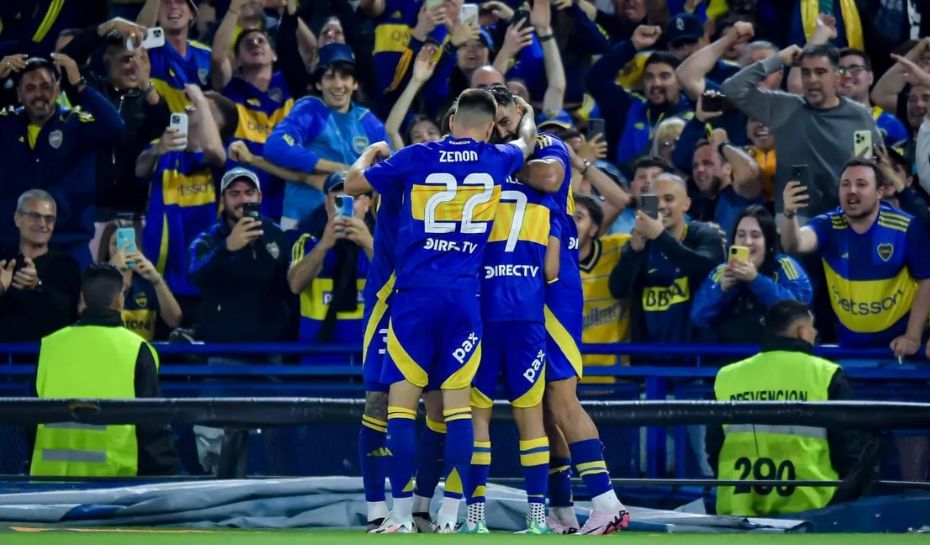 Festejo de gol de Boca en la Bombonera