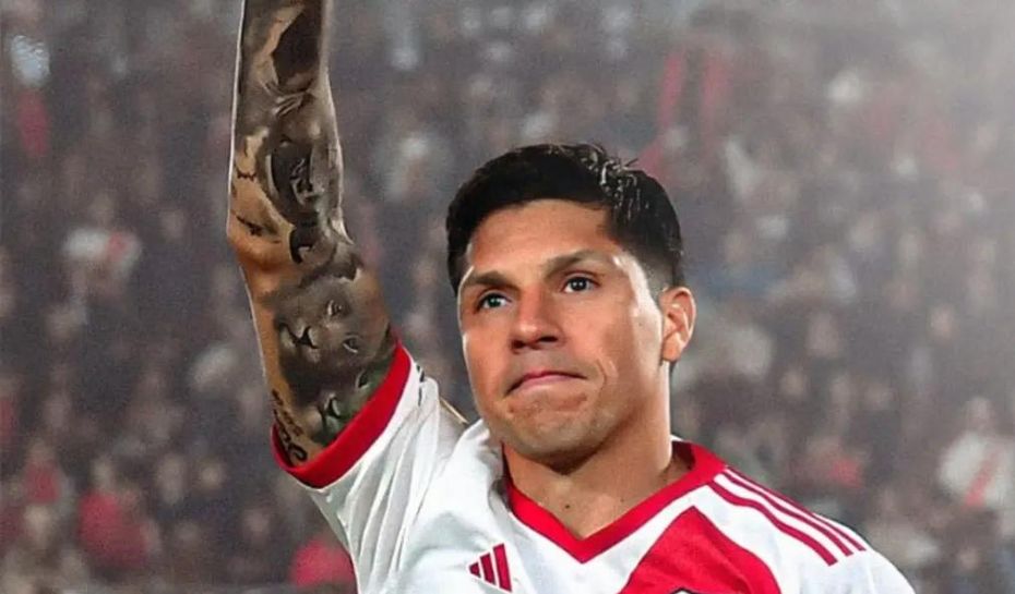 Enzo Pérez en la despedida de River Plate