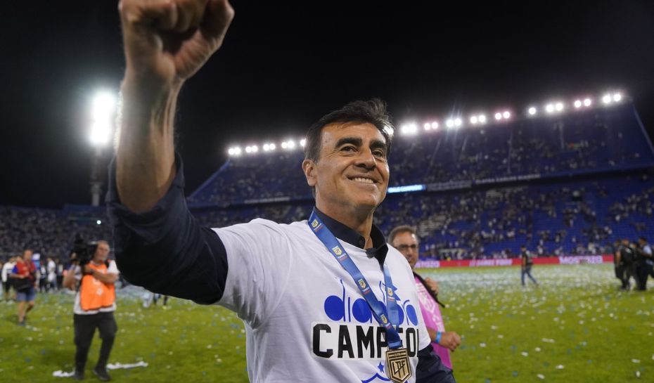 Gustavo Quinteros campeón con Vélez