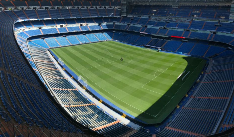 Estadio de fútbol moderno