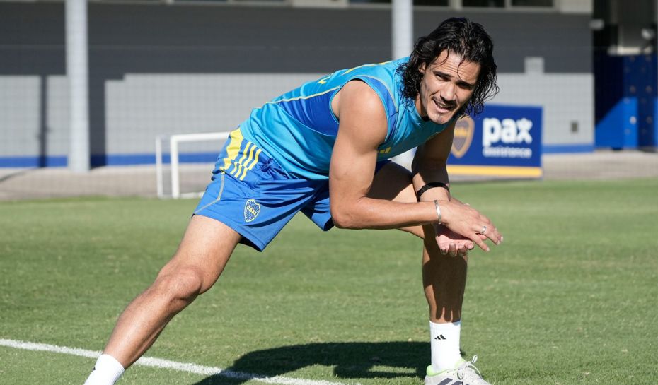 Cavani entrenando en Boca