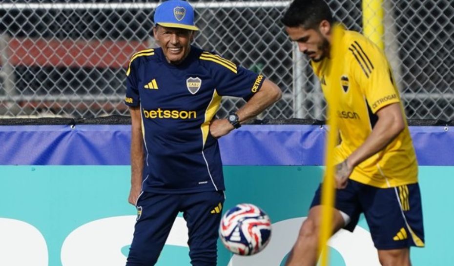 Entrenamiento y exigencias de Russo en Boca