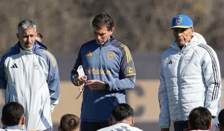 Cuerpo técnico de Boca con Úbeda y Russo