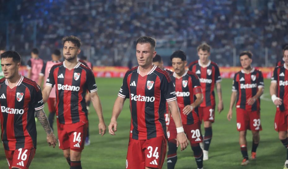 Derrota de River vs. Atl. Tucumán 2025