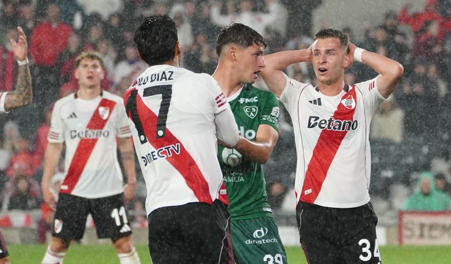 Derrota de River en el Monumental