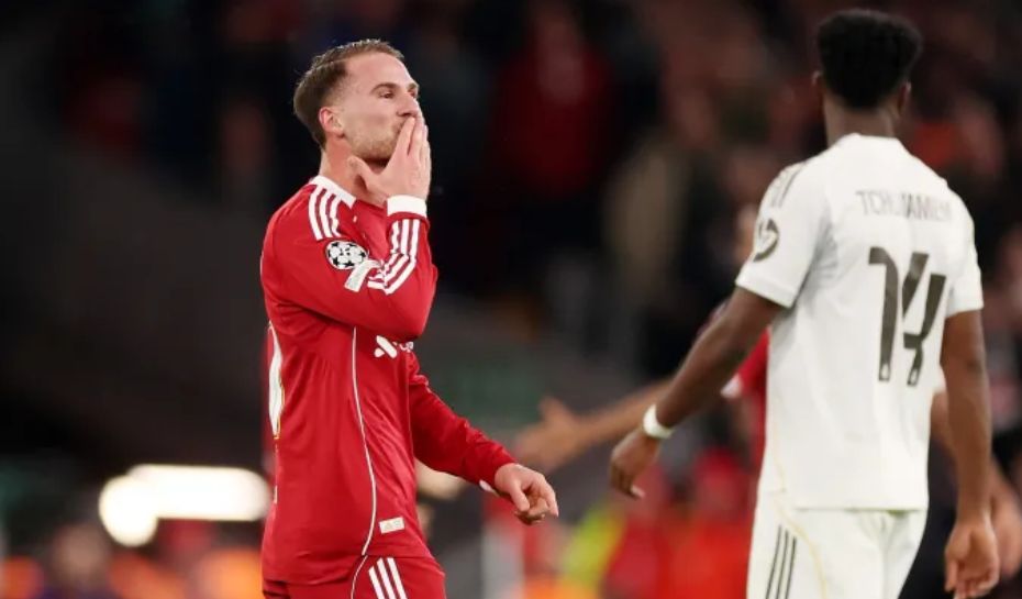 Alexis Mac Allister enfrentándose al Real Madrid con Liverpool