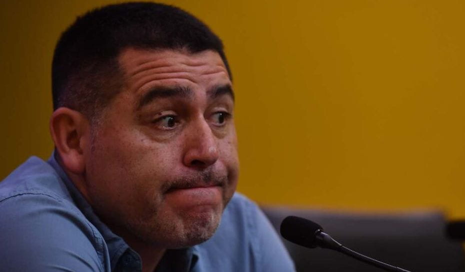Riquelme enojado en conferencia de prensa