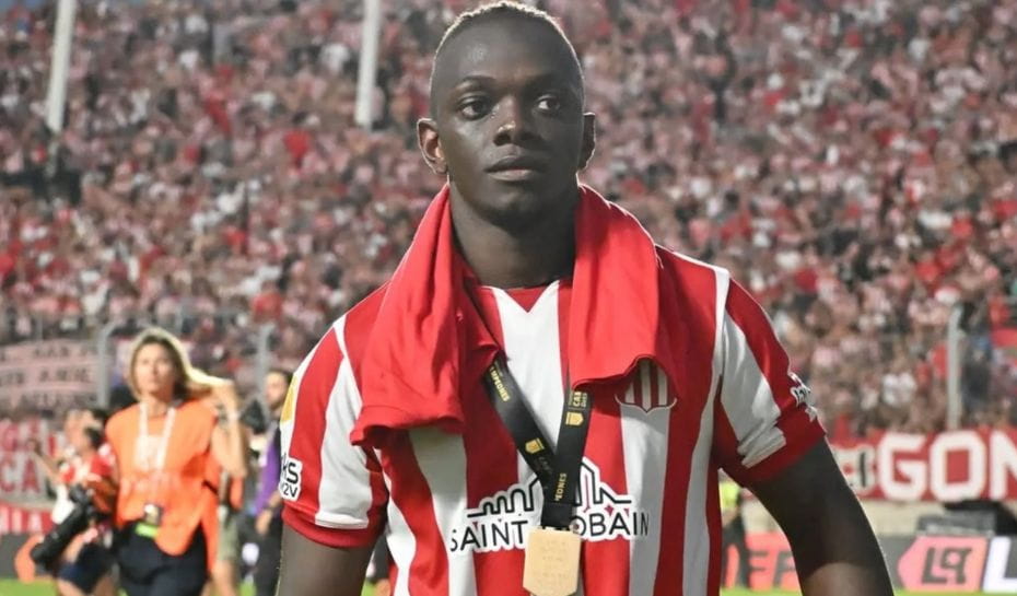 Cetré campeón con Estudiantes