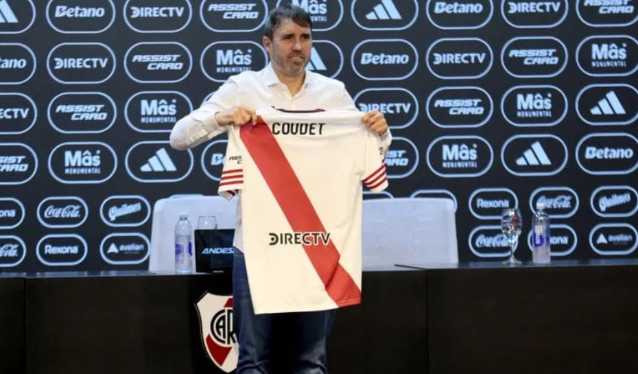 Coudet fue presentado como DT de River