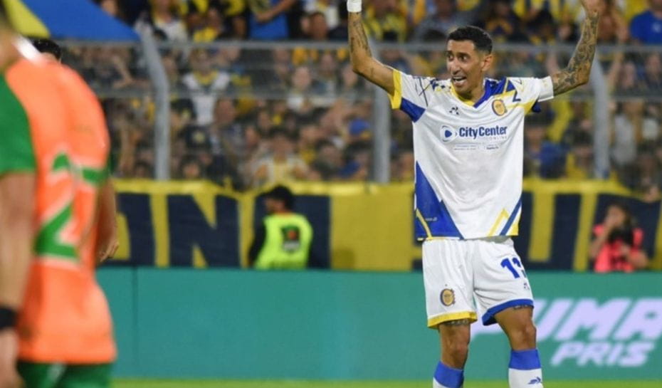 Di María, festejando el triunfo de Rosario Central