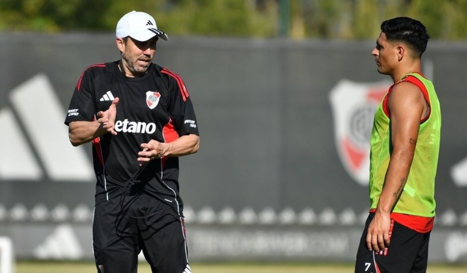 Entrenamiento de Coudet con Maxi Salas
