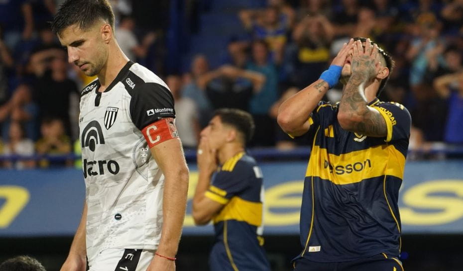 El lamento de Boca tras el empate con Gimnasia de Mendoza (Foto: Marcelo Carroll)