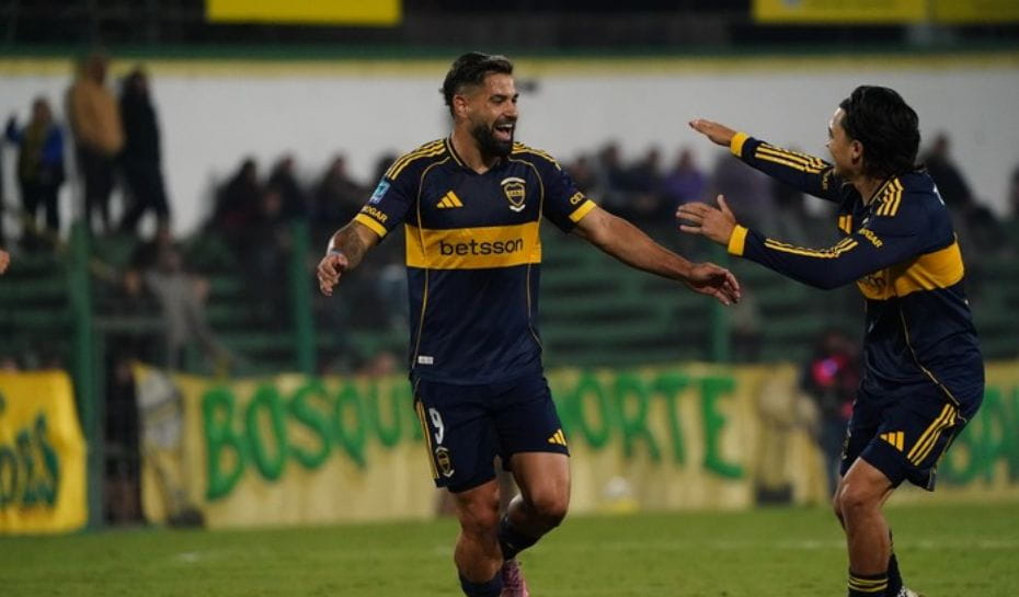 Festejo de gol de Merentiel vs. Defensa y Justicia