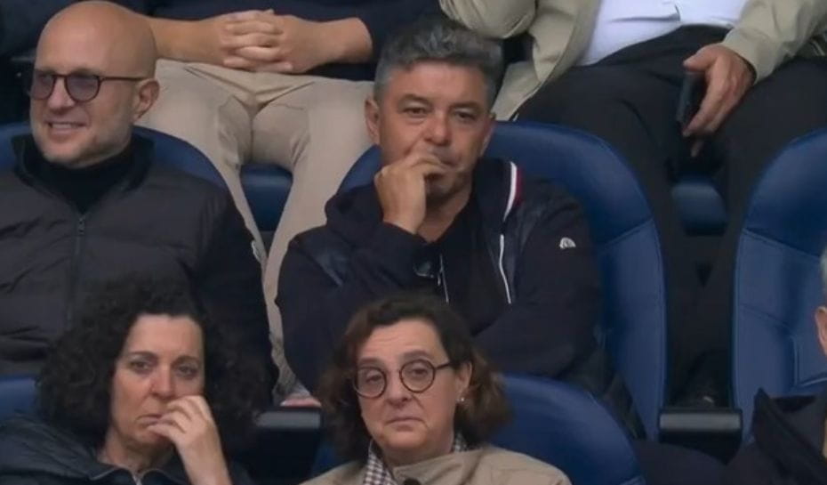 Gallardo desde la tribuna