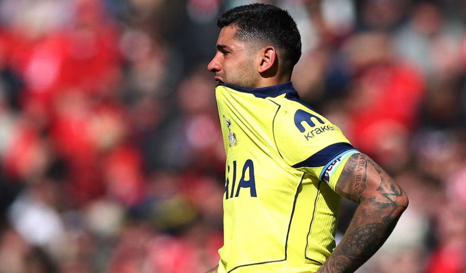 El lamento de Cuti Romero en Tottenham