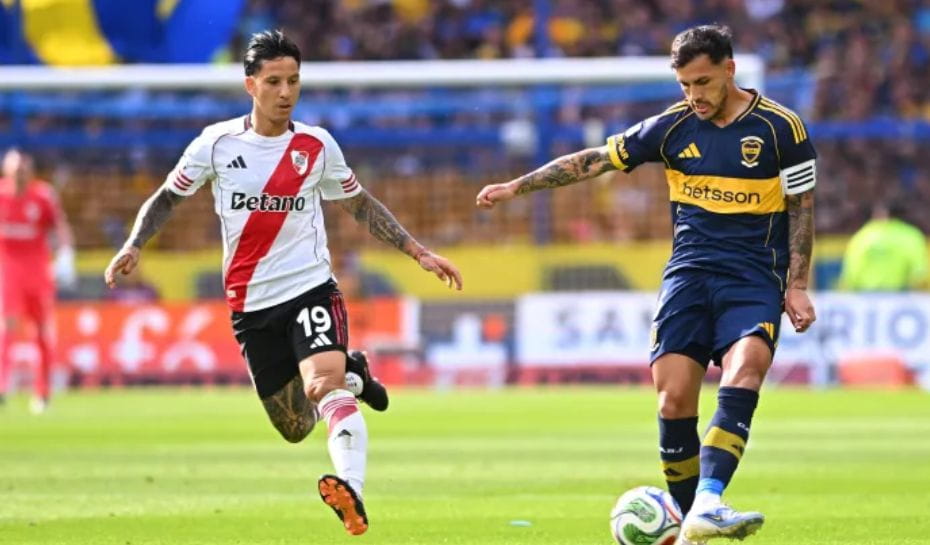 Paredes y Driussi en el Superclásico