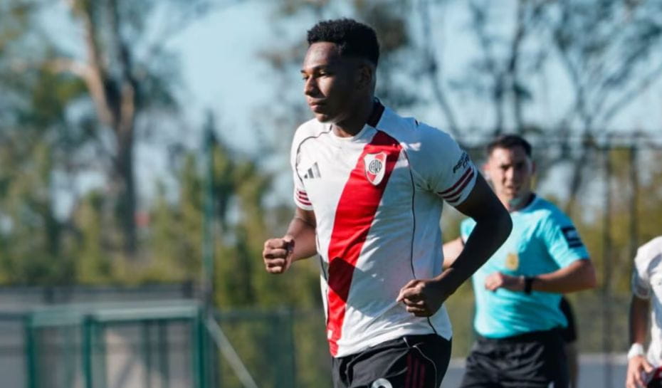 El juvenil de River Jonathan Spiff (Foto: IG/@jony_spiff)