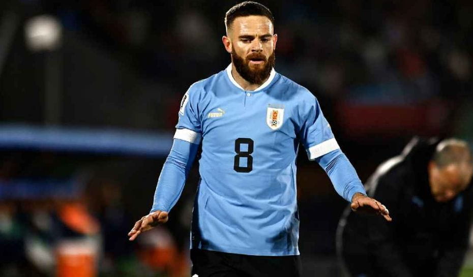 Nahitan Nandez con la camiseta de la selección (Getty)