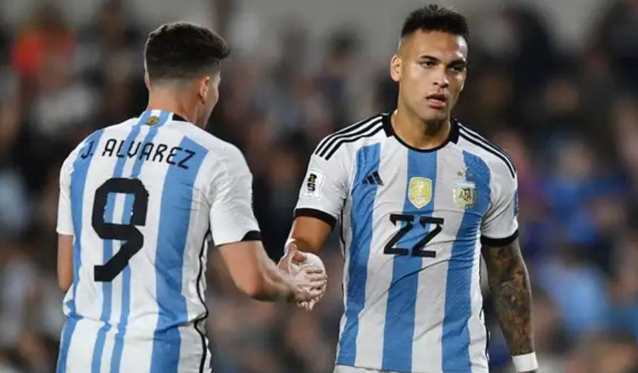 Julián Álvarez y Lautaro Martínez en la Selección Argentina Marcelo (Foto: Marcelo Endelli/Getty Images)
