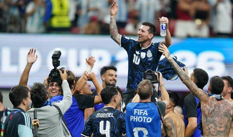 Argentina venció a Inglaterra y es finalista del Mundial 2026 (Foto: Juano Tesone)