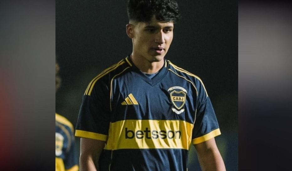 Matías Satas jugando para Boca