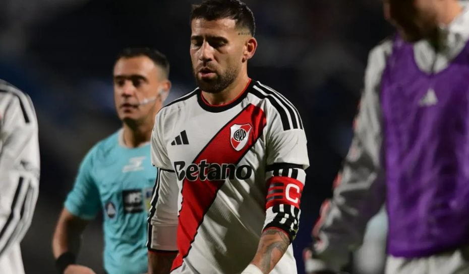 Otamendi atravesando mal momento en River
