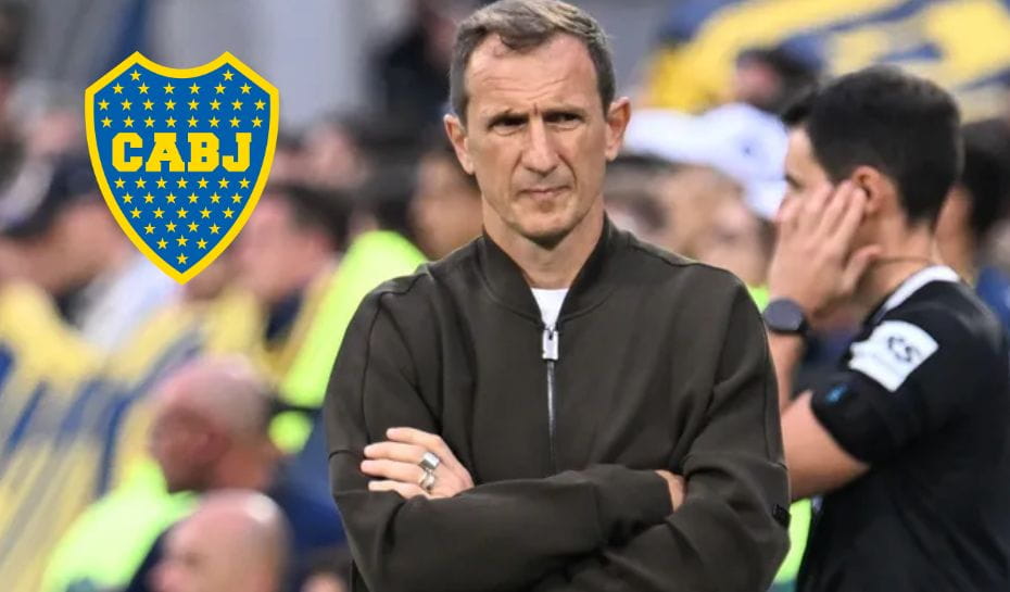 Arruabarrena de brazos cruzados dirigiendo a Boca (Foto: Getty)
