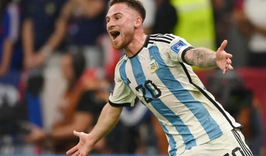 Festejo de Mac Allister con la Selección Argentina (Foto: TyC Sports)