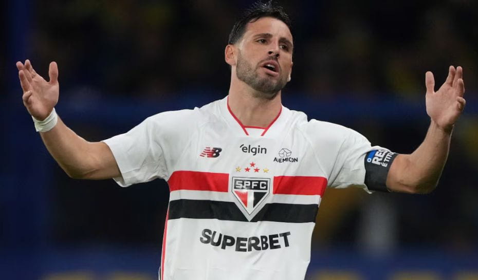 La frustración de Calleri con San Pablo en la Bombonera (Foto: ESPN/Foto: AP)