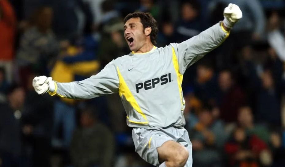 Abbondanzieri festejando en el arco de Boca (Foto: La Nación)