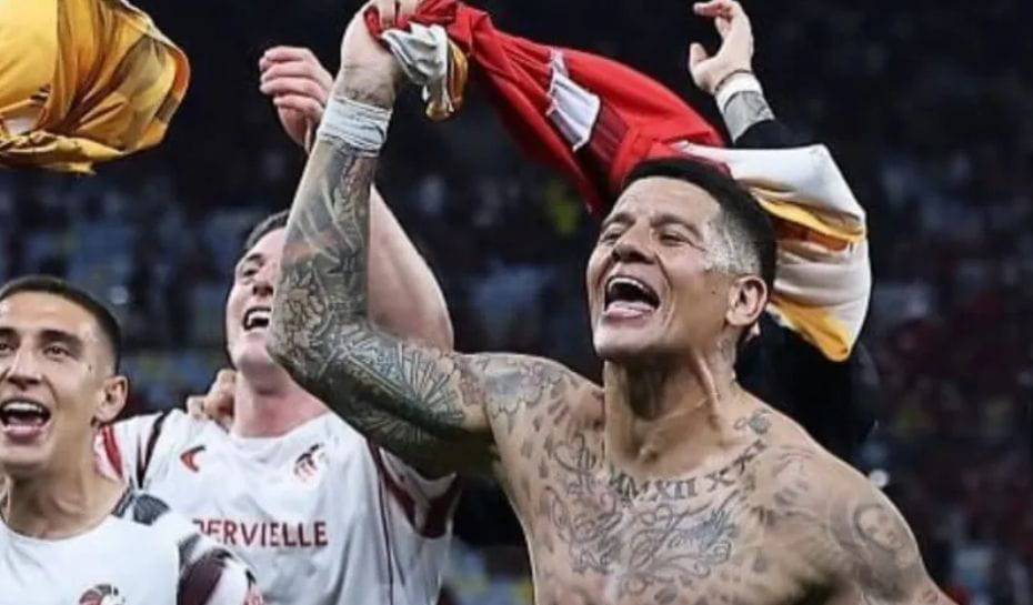 El festejo de Marcos Rojo por el pase a la final de la Libertadores con Estudiantes (Foto: Getty)