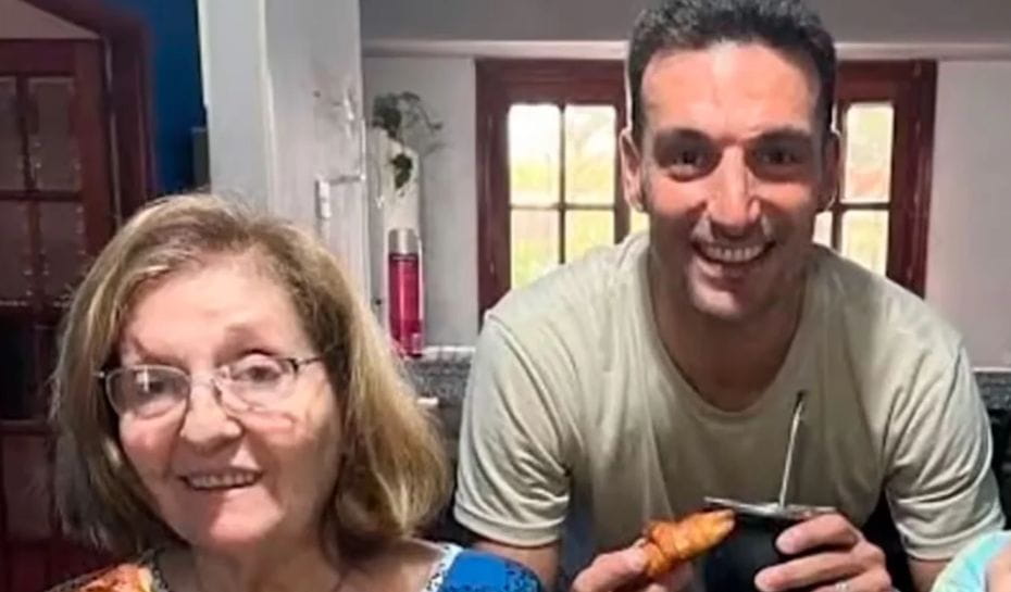 Lionel Scaloni junto a su madre Eulalia Marzetti